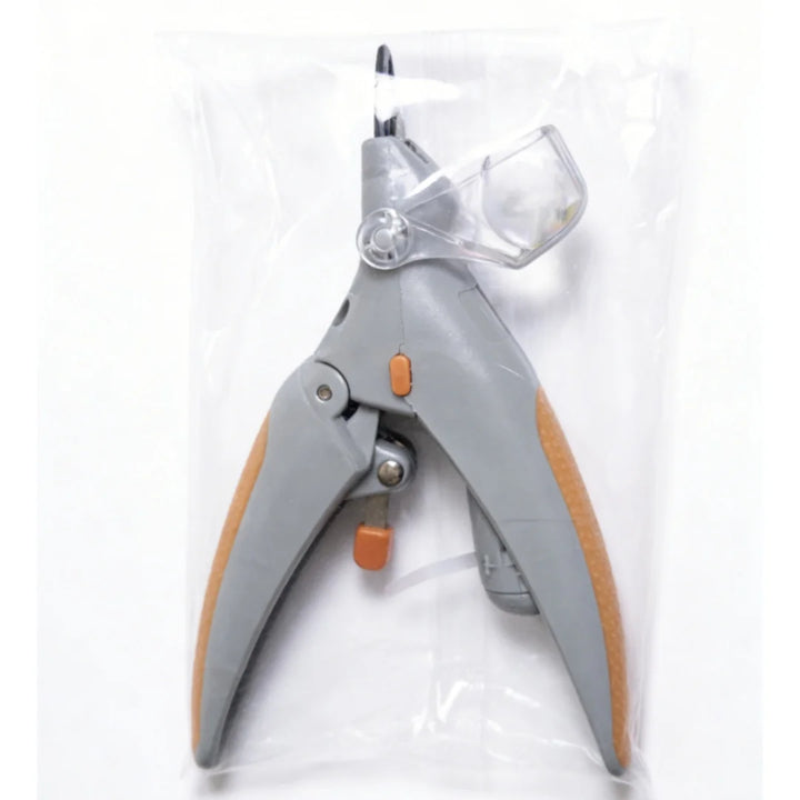 Professional pet nail clipper with LED light, dog and cat nail trimmer tool, toenail cutter, pet supplies.
